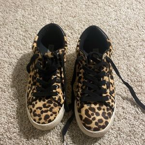 Steve Maddie cheetah print sneakers. Size 7.5 women’s